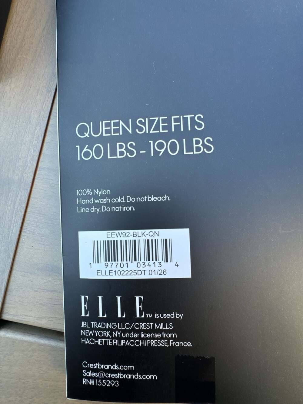 Elle - Picture 2 of 5